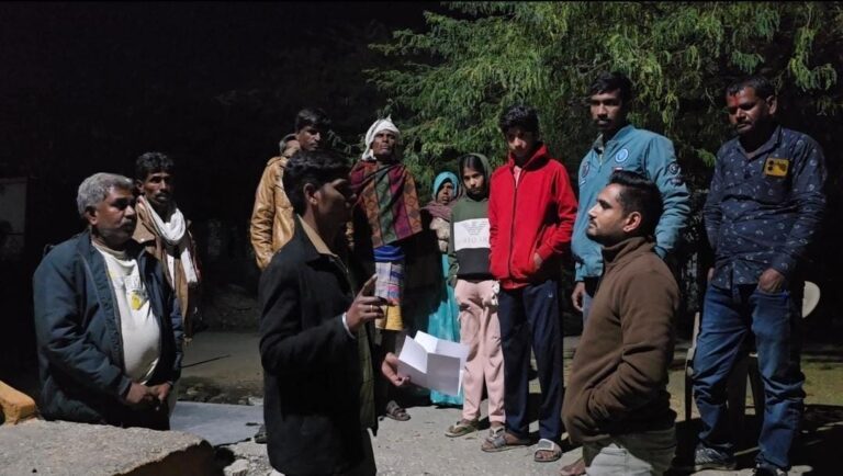 पसुन्द में ‘भगीरथ’ बने प्रशासक अयन जोशी: दो साल का जल संकट खत्म, बस्तियों में पहुँचा मीठा पानी।