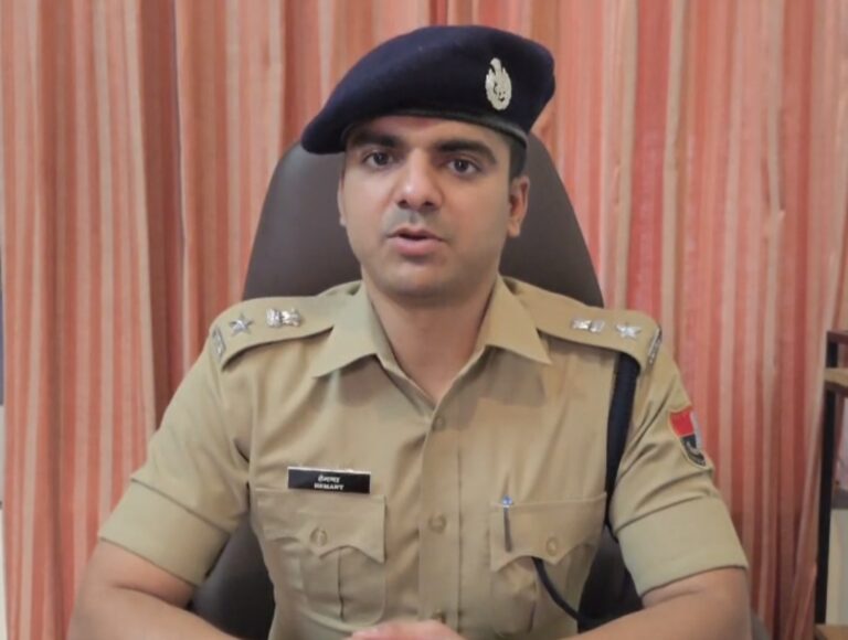 राजसमंद पुलिस का महा-अभियान: ‘ऑपरेशन त्रिनेत्र’ और ‘सुदर्शन चक्र 2’ के तहत 46 अपराधी गिरफ्तार, 6 इनामी बदमाश भी हत्थे चढ़े।